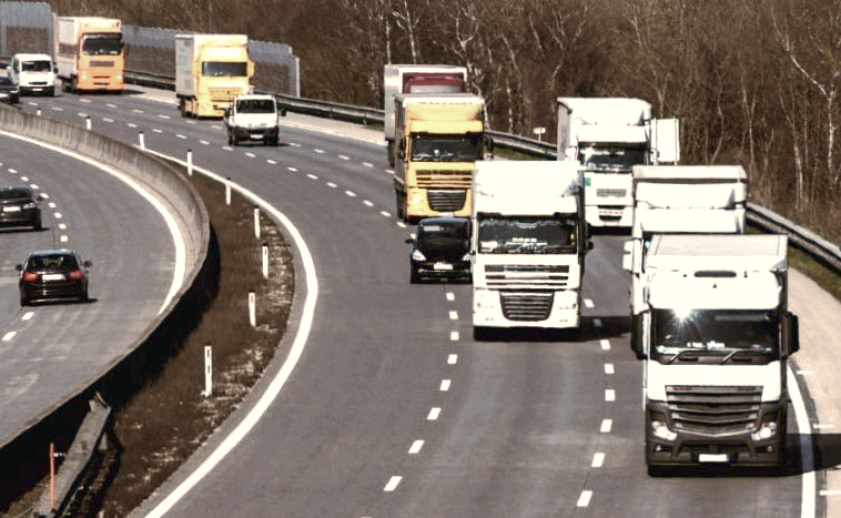 Featured image for “Tachigrafo intelligente sui furgoni: agire in anticipo conviene”